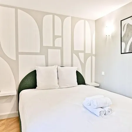 Appartement Spacieux Et Paisible Paris 19Eme Exterior photo