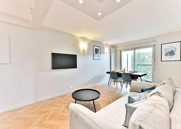 Appartement Spacieux Et Paisible Paris 19Eme
